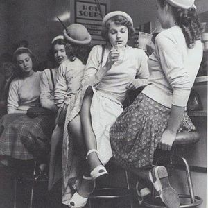 Meet your Posher, Ellen